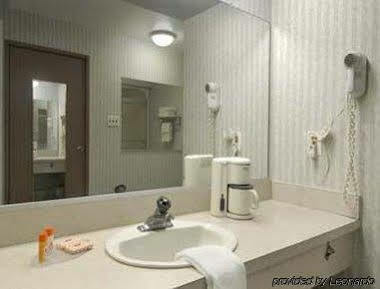 Howard Johnson By Wyndham Blackwood Near Philadelphia Εξωτερικό φωτογραφία